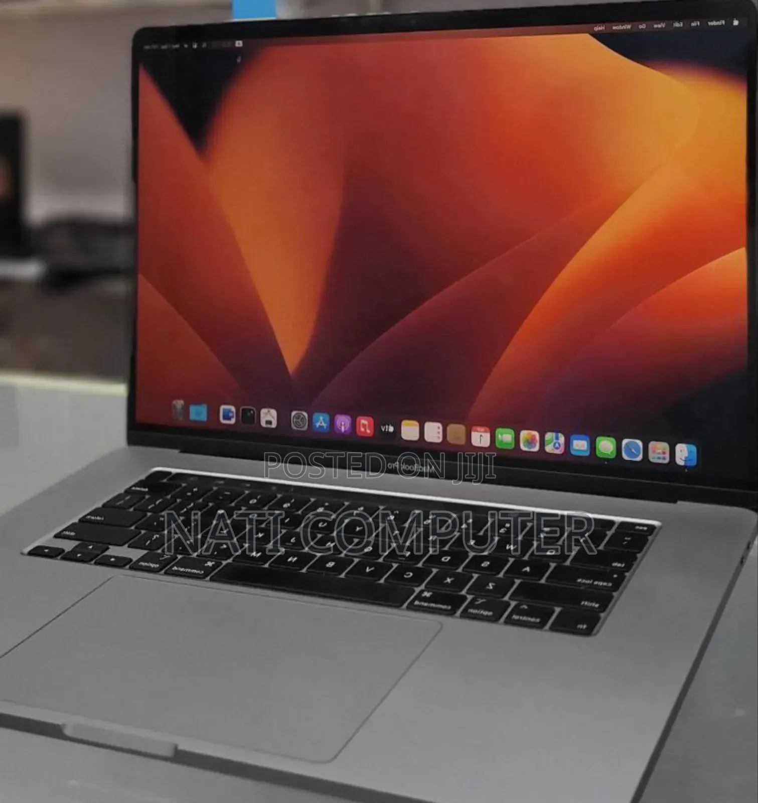 New Laptop Apple MacBook Pro 2019 32GB Intel Core I7 SSD 256GB