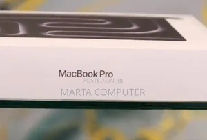 New Laptop Apple Macbook Pro 2025 M5 14-Inch 16GB Apple M5 SSD 1T