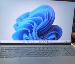 New Laptop Dell 16GB Intel Core I7 SSD 1T