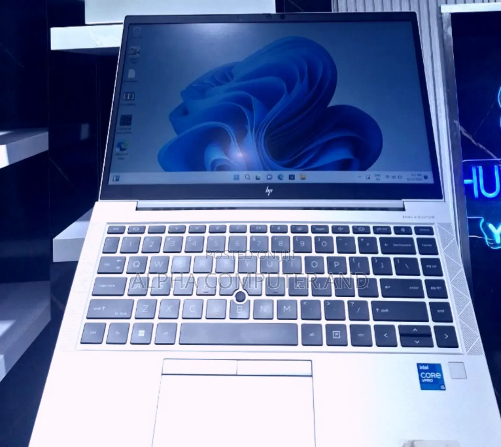 New Laptop HP EliteBook 840 16GB Intel Core I5 SSD 512GB