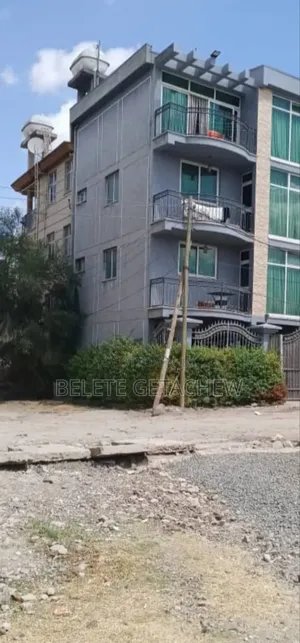 5bdrm House in Semit 72, G+3 Luxury, Bole for sale