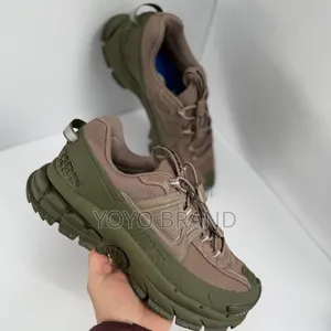 Nike Zoom Vomero Roam Mink Brown Fashion Sneaker