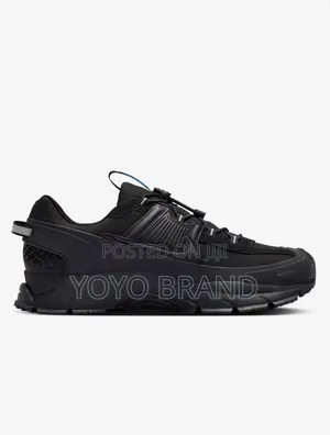 Nike Zoom Vomero Black Roam Fashion Sneaker Shoes