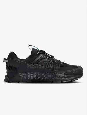 Nike Zoom Vomero Black Roam Fashion Sneaker Shoes