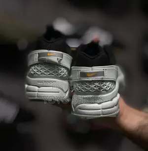 Nike Zoom Vomero 5 Light Silver Fashion Sneaker