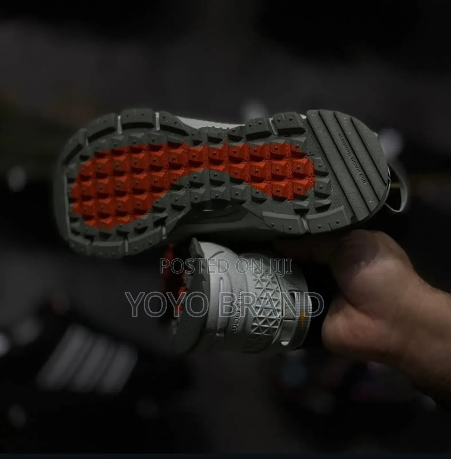 Nike Zoom Vomero 5 Light Silver Fashion Sneaker