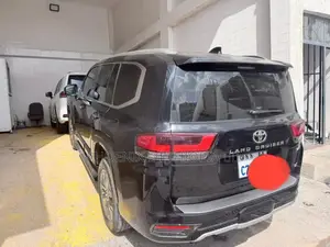 Toyota Land Cruiser 2025 Black