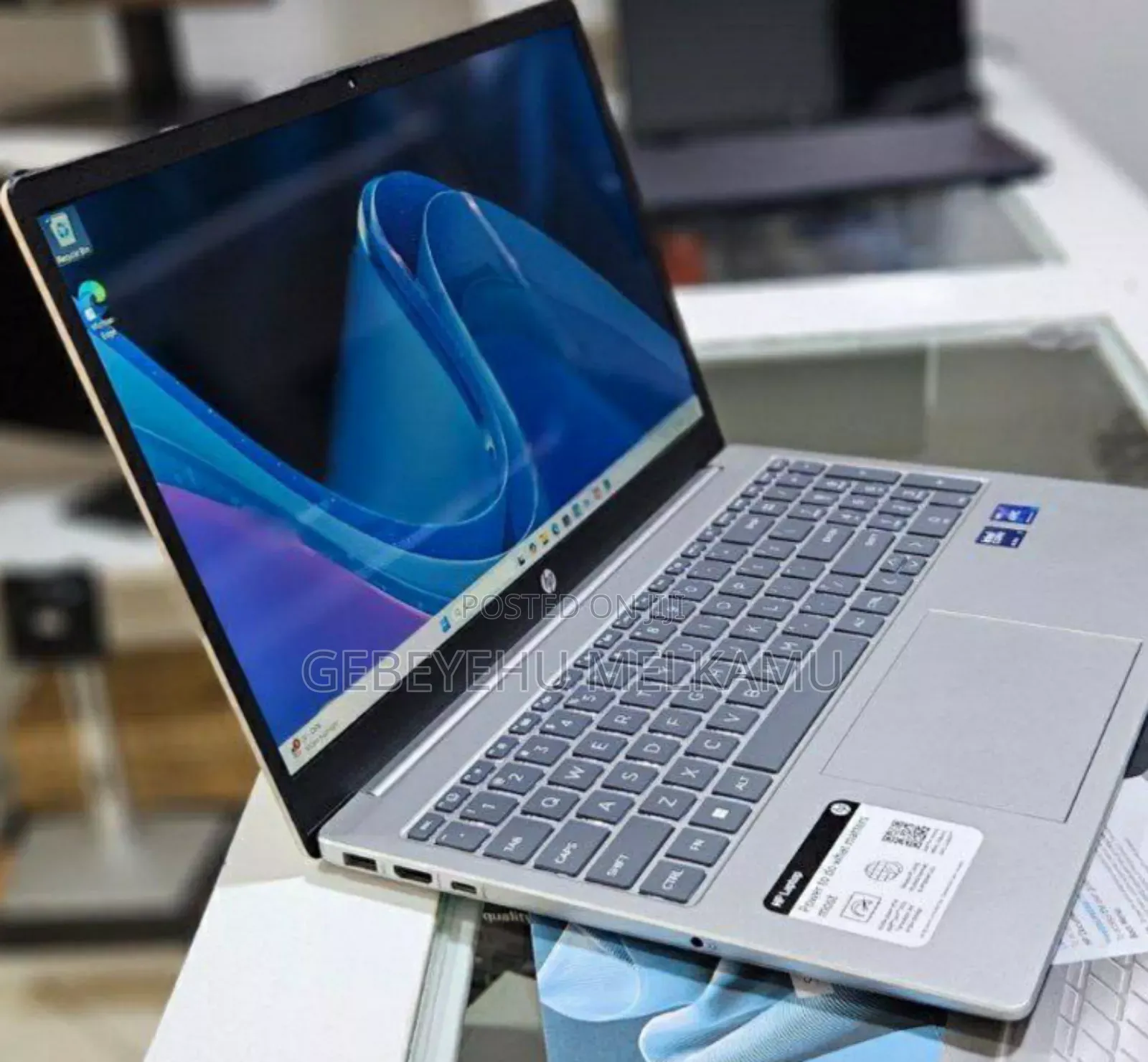 New Laptop HP 16GB Intel Core Ultra 7 SSD 512GB