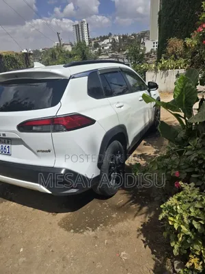 Toyota Corolla Cross 2022 White