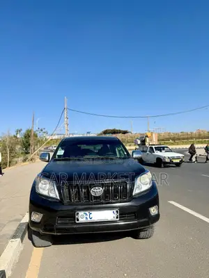 Toyota Land Cruiser Prado 2.7 i 2012 Black
