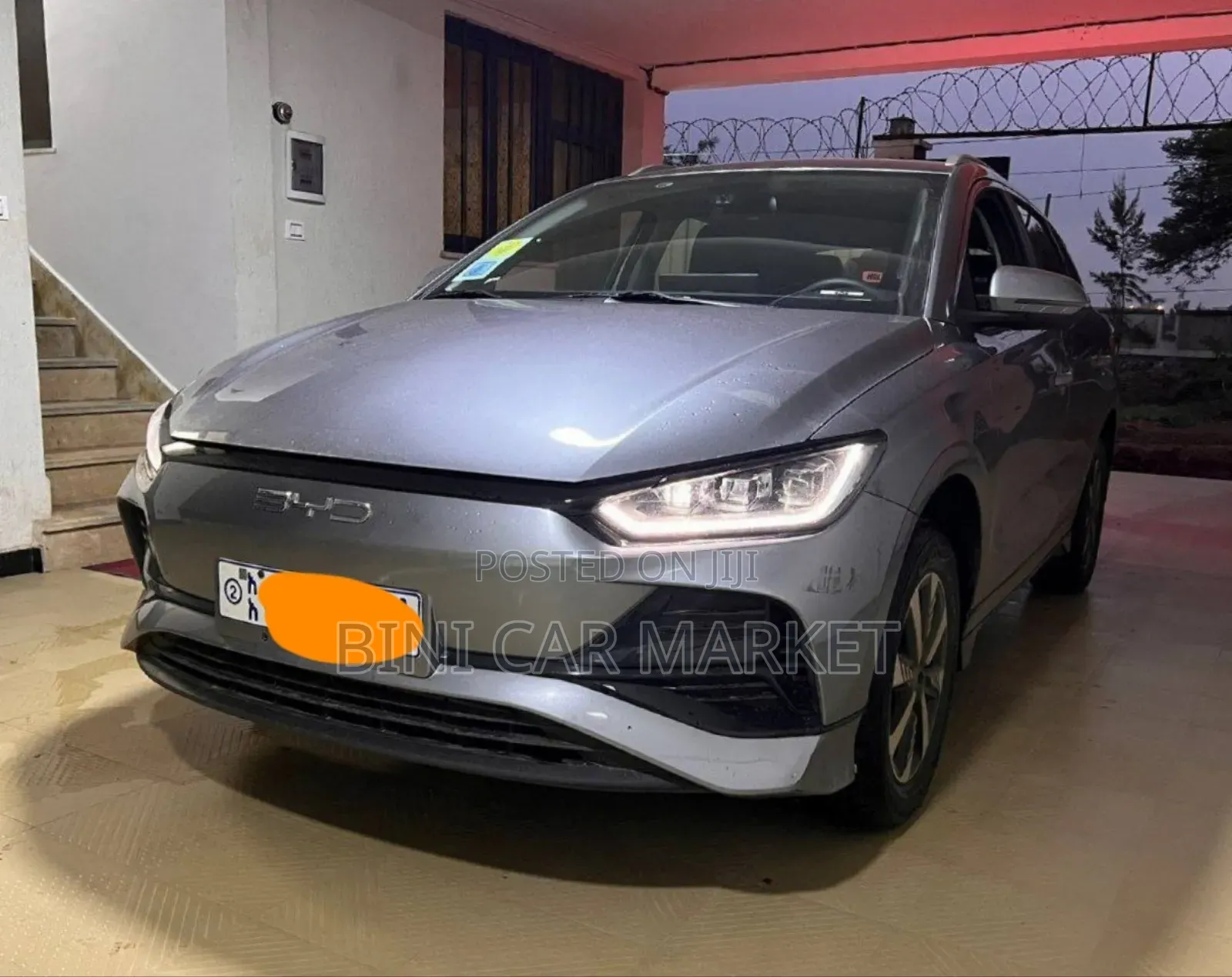 BYD E2 43 kWh 94 hp FWD 2024 Gray