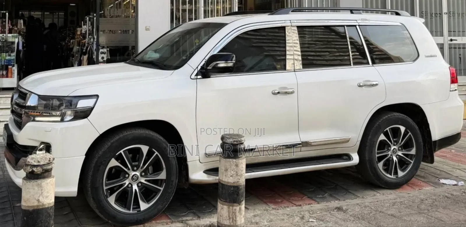 Toyota Land Cruiser 2020 White