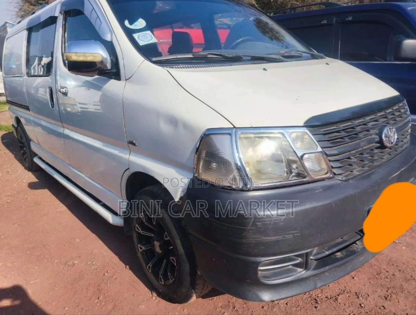 Toyota HiAce 2008 White