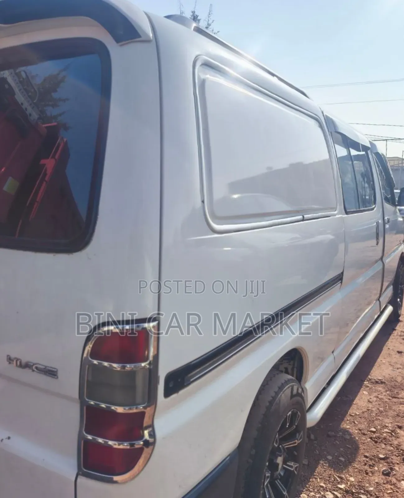 Toyota HiAce 2008 White