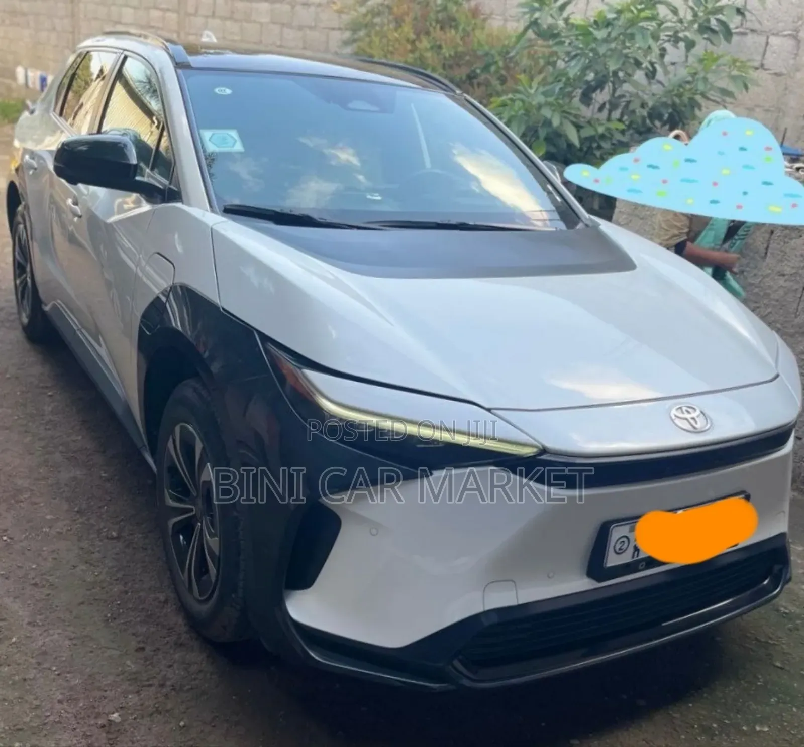 Toyota bZ4X 71.4 kWh FWD 2023 White