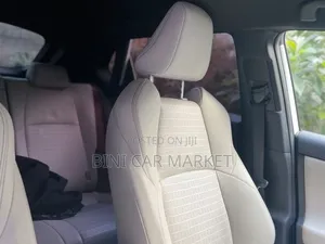 Toyota bZ4X 71.4 kWh FWD 2023 White