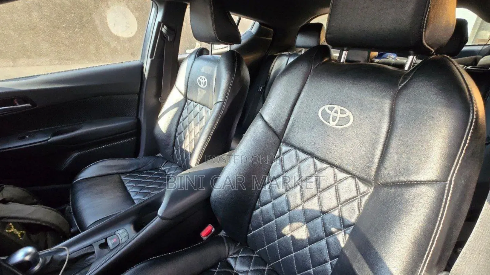 Toyota C-HR 2020 Gray