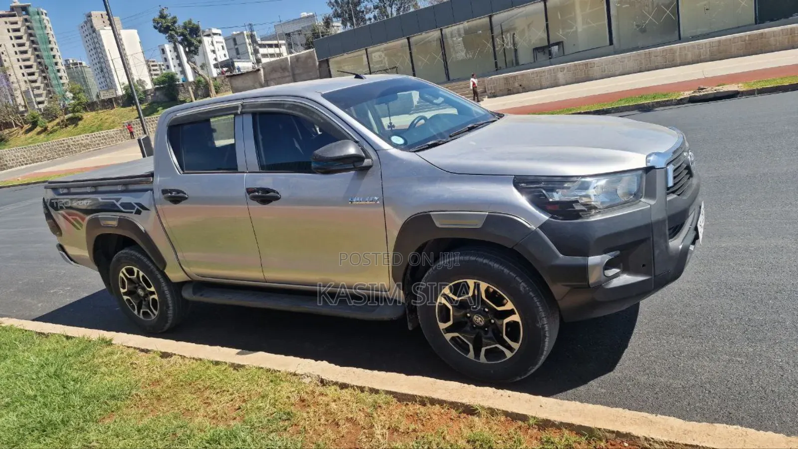 Toyota Hilux Revo Double Cab Deisel 2.8 AWD 2021 Silver