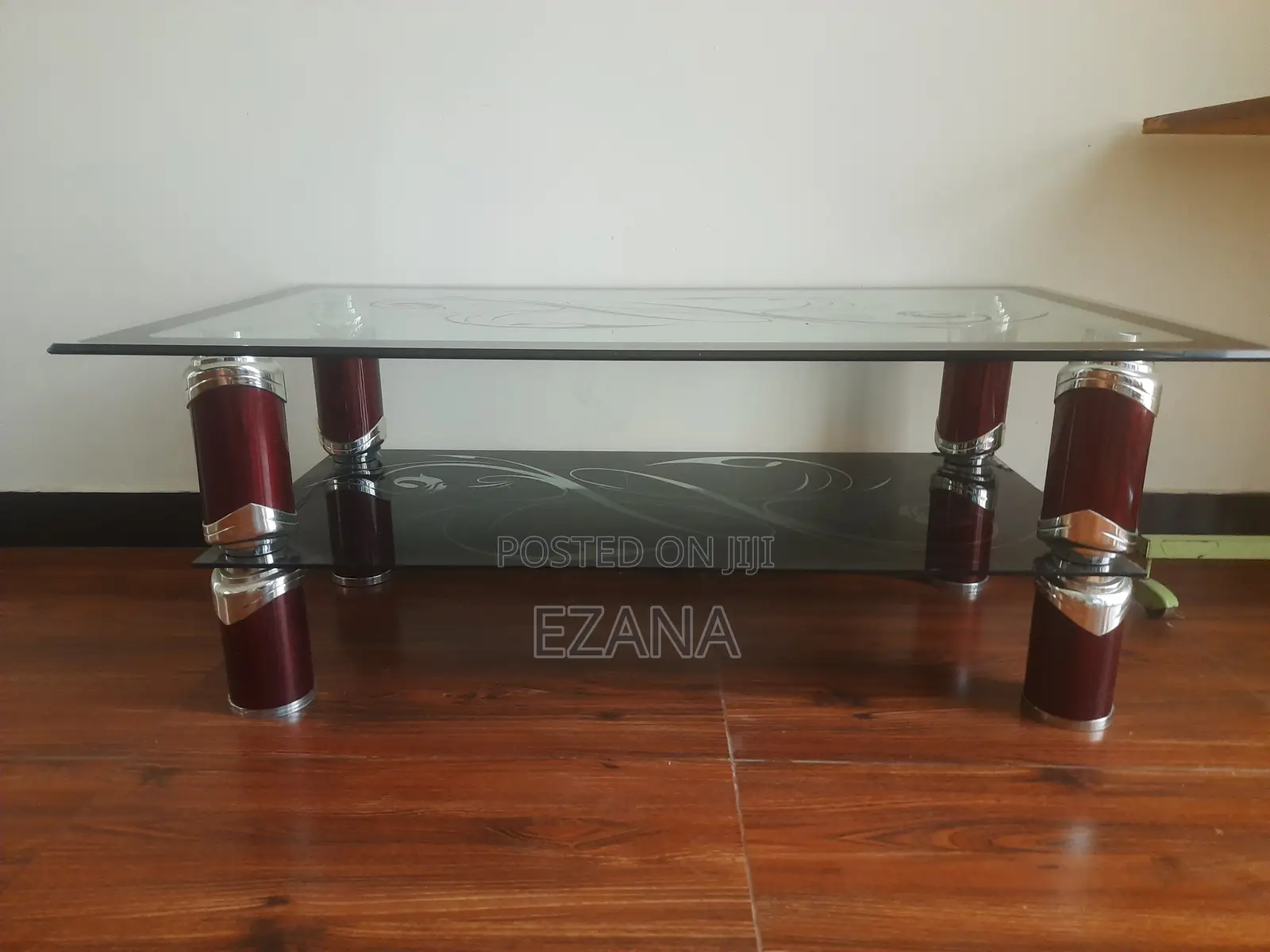 Furniture Salon Table