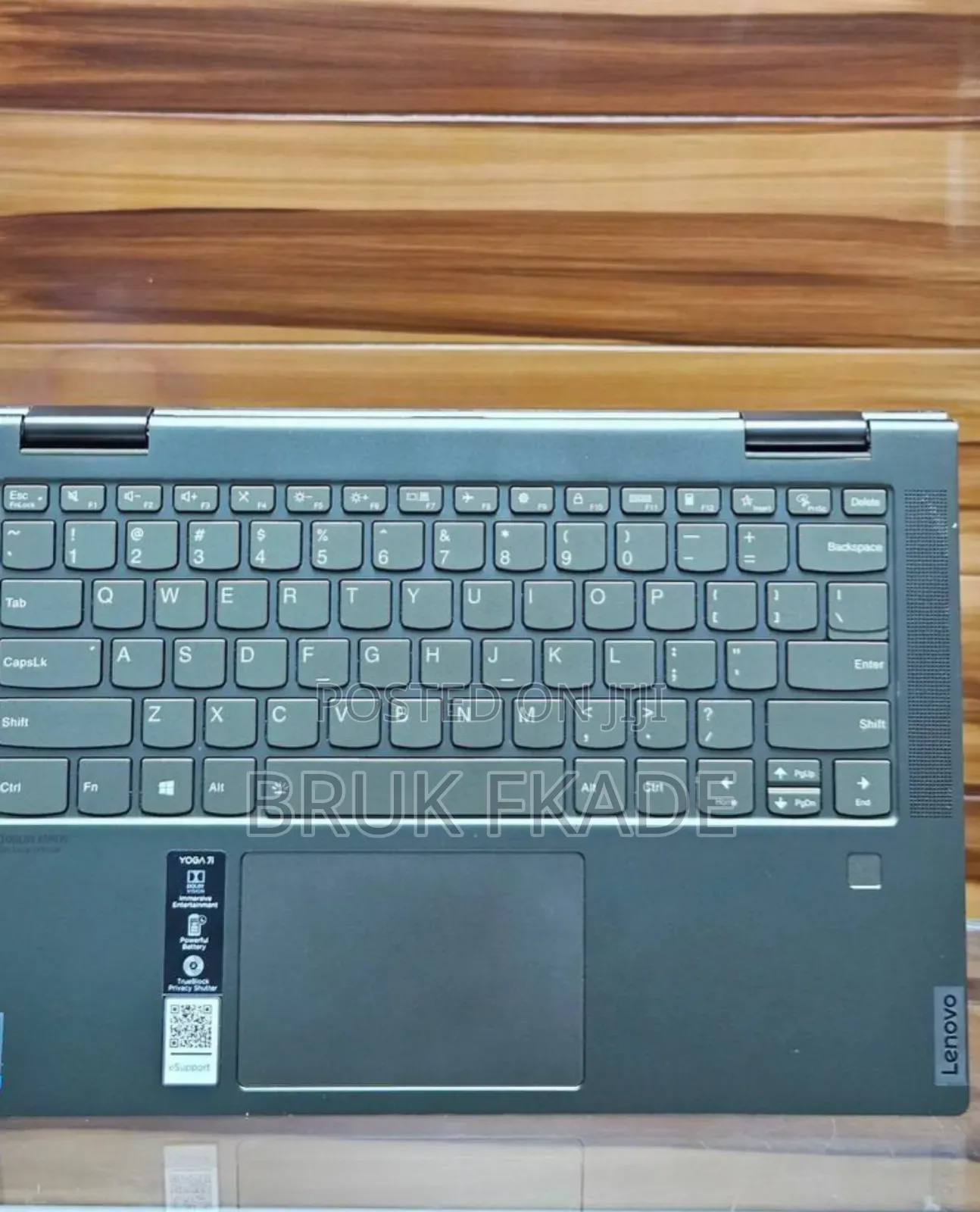 New Laptop Lenovo Yoga 7i 16GB Intel Core I5 SSD 256GB