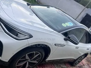 Volkswagen ID.4 Crozz 77 kWh RWD 2022 White