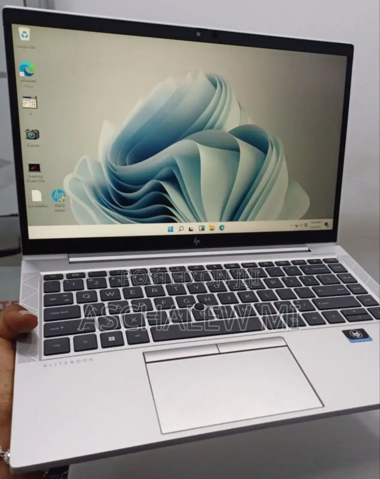 New Laptop HP EliteBook 840 G8 16GB Intel Core I7 SSD 512GB