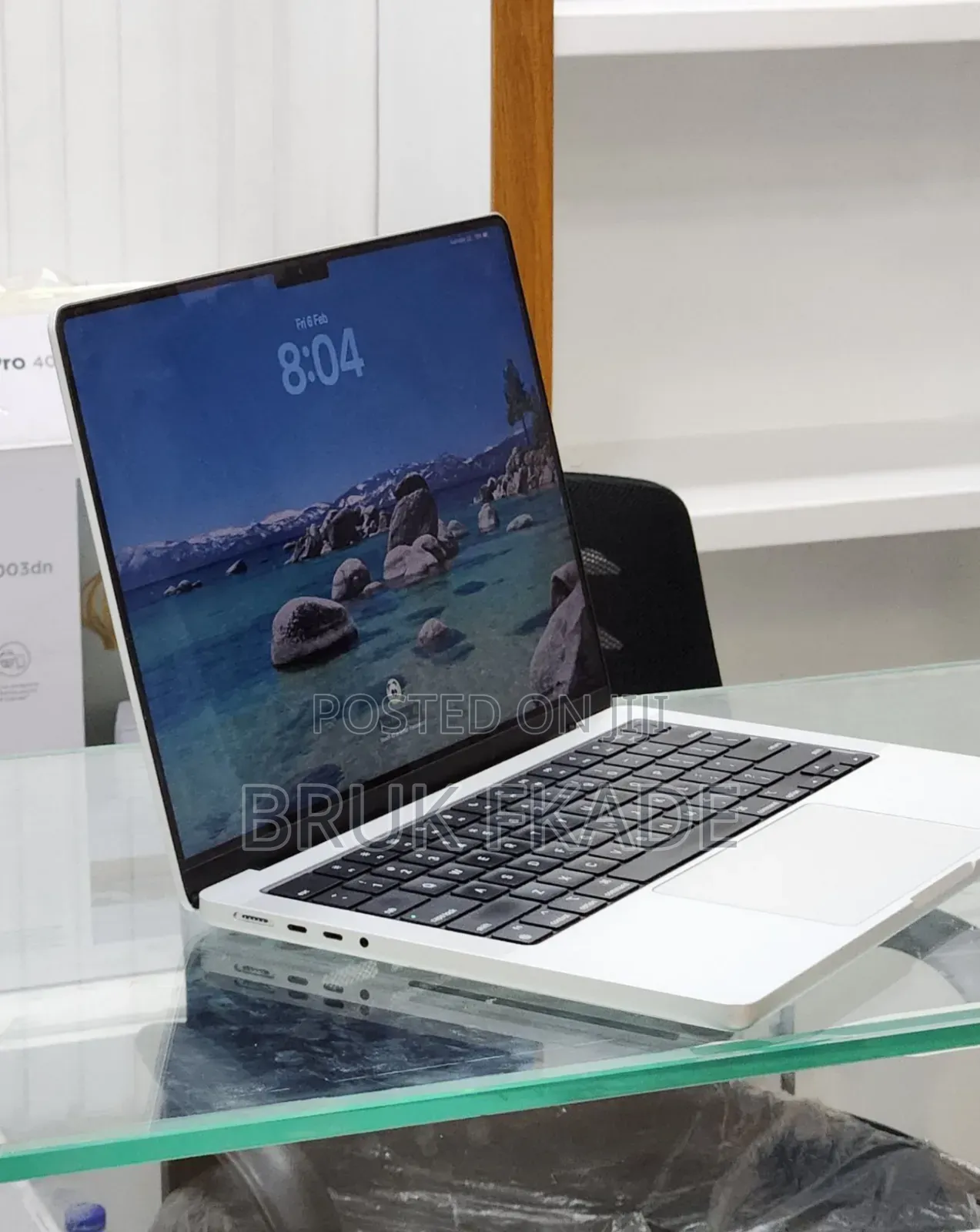 New Laptop Apple MacBook Pro M1 16GB Apple M1 SSD 512GB