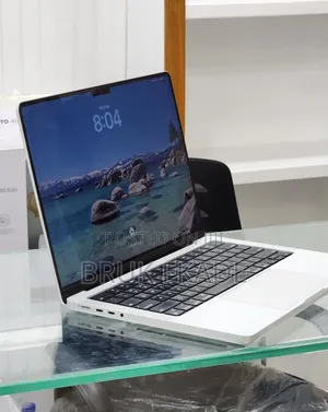 New Laptop Apple MacBook Pro M1 16GB Apple M1 SSD 512GB