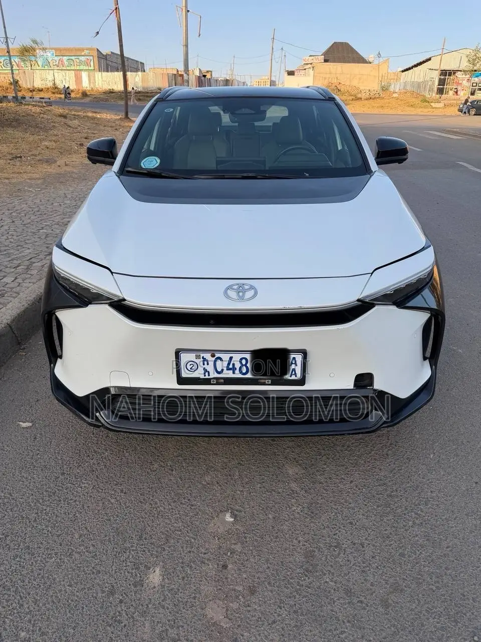 Toyota bZ4X 71.4 kWh FWD 2023 White