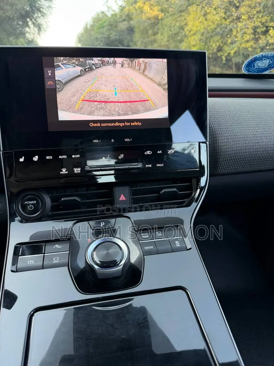 Toyota bZ4X 71.4 kWh FWD 2023 White