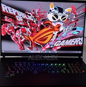 New Laptop Asus ROG Strix G17 32GB Intel Core Ultra 9 SSD 2T