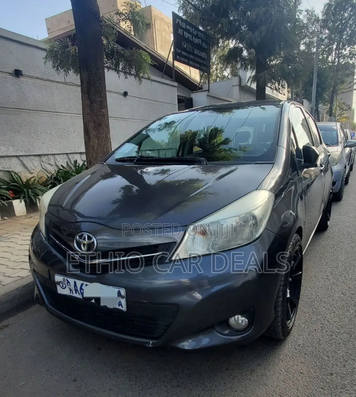 Toyota Yaris LE Hatchback 3dr 2012 Black