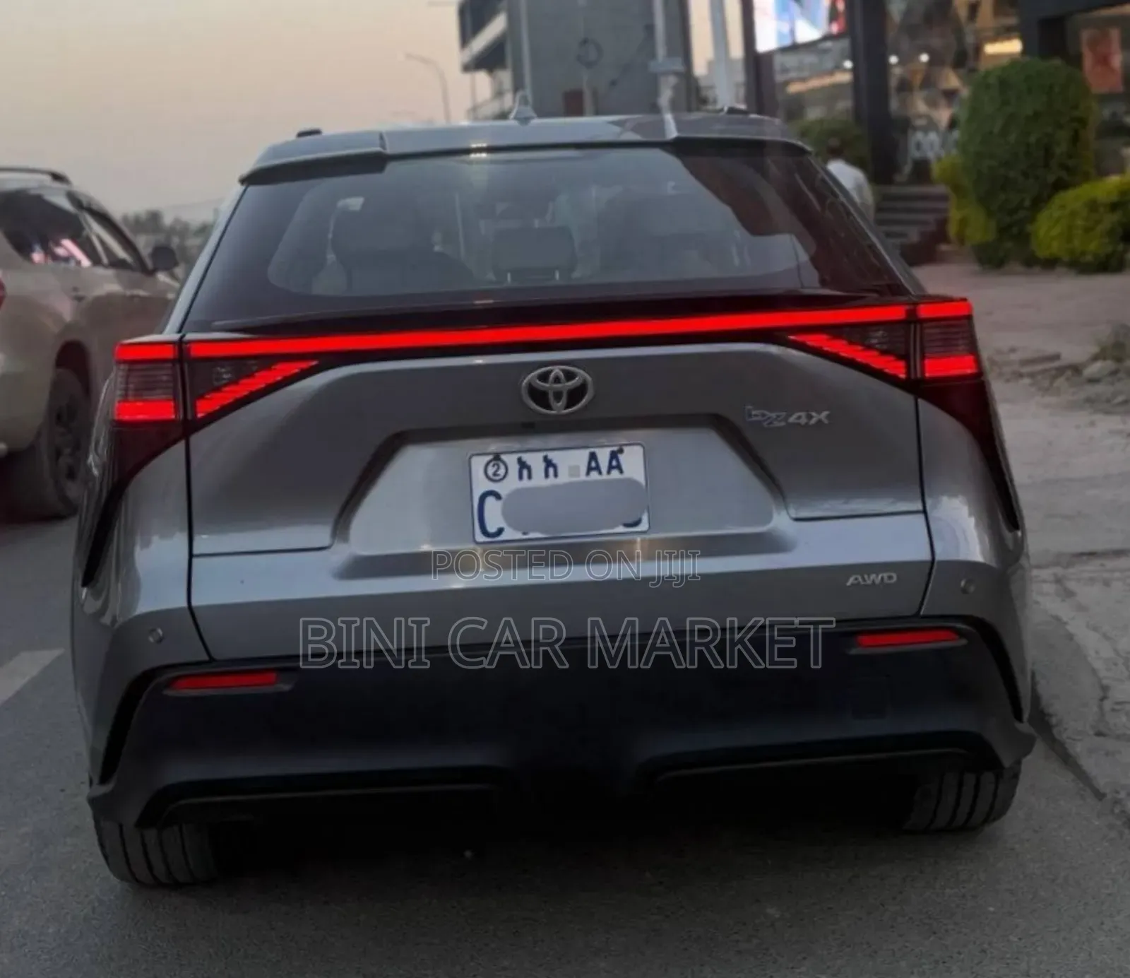 Toyota bZ4X 71.4 kWh AWD 2022 Gray