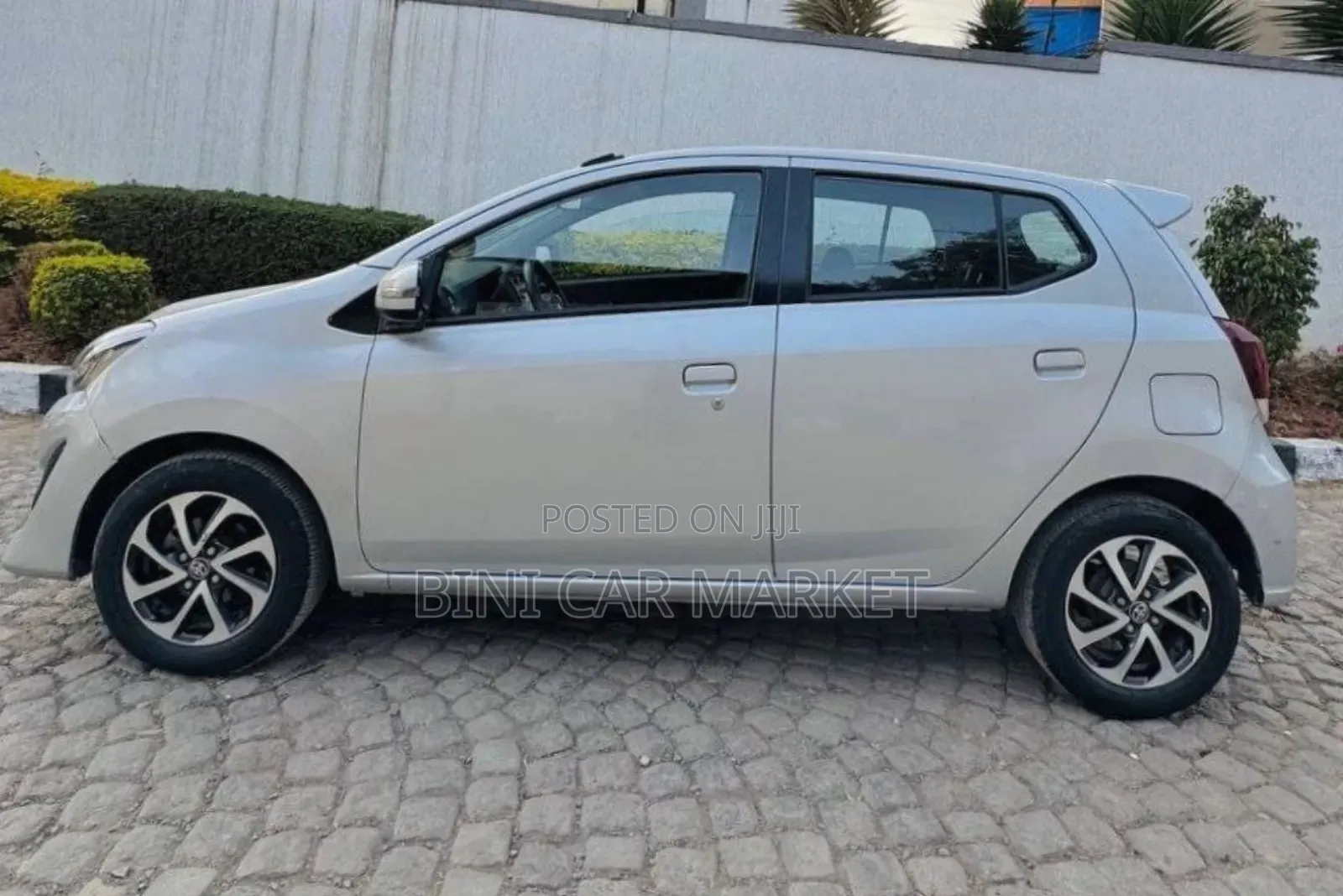 Toyota Agya 2022 Silver