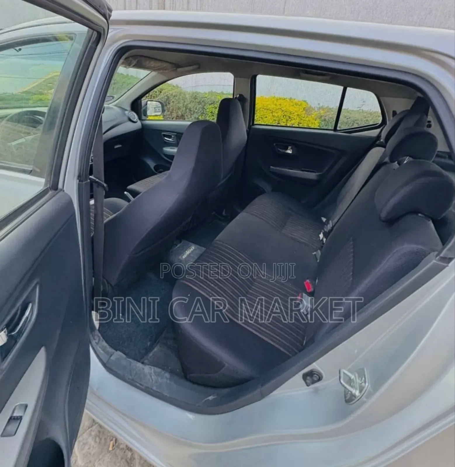 Toyota Agya 2022 Silver