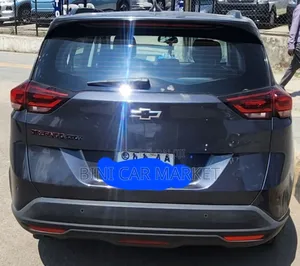 Chevrolet Orlando 2023 Gray