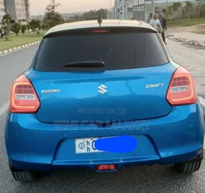 Suzuki Swift 2023 Blue