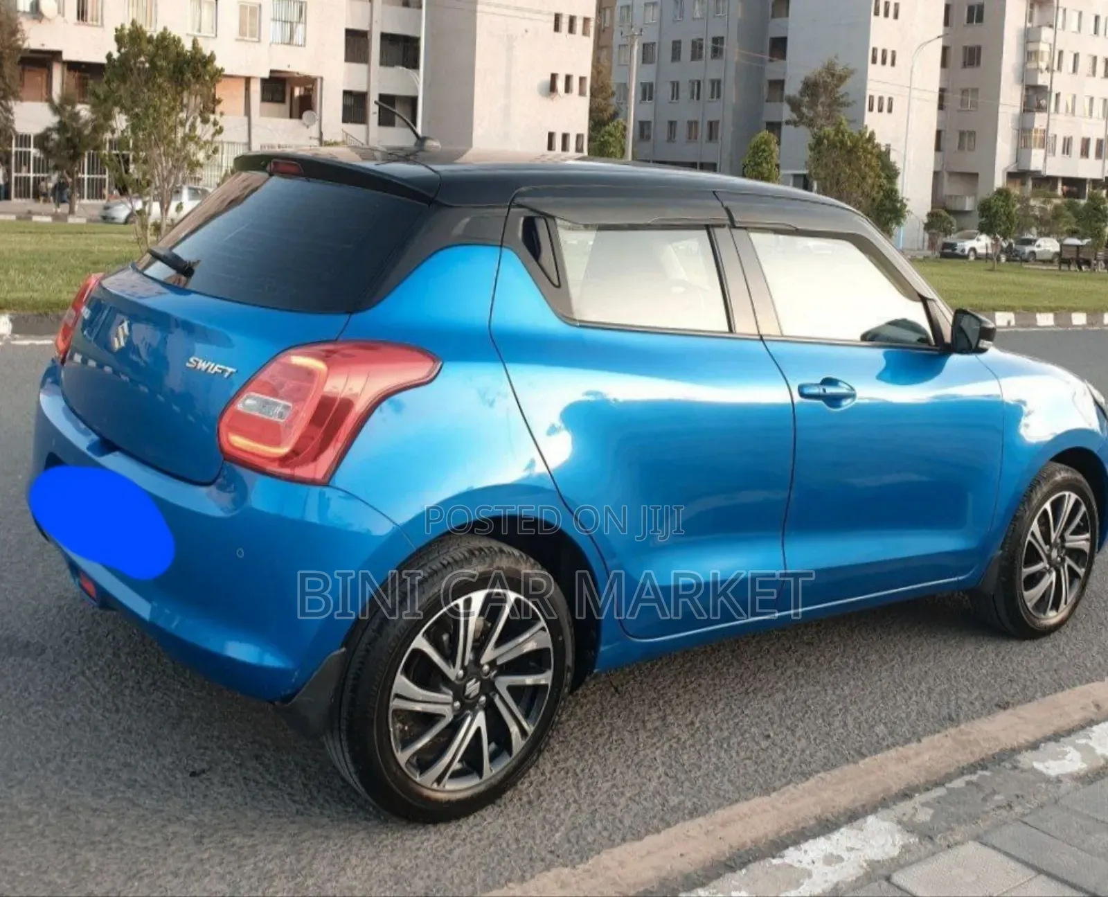Suzuki Swift 2023 Blue