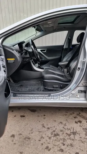 Hyundai Avante 2015 Gray