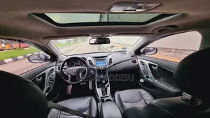 Hyundai Avante 2015 Gray