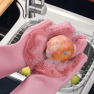 Magic Silicone Dishwashing Gloves With Built-in Scrubber
