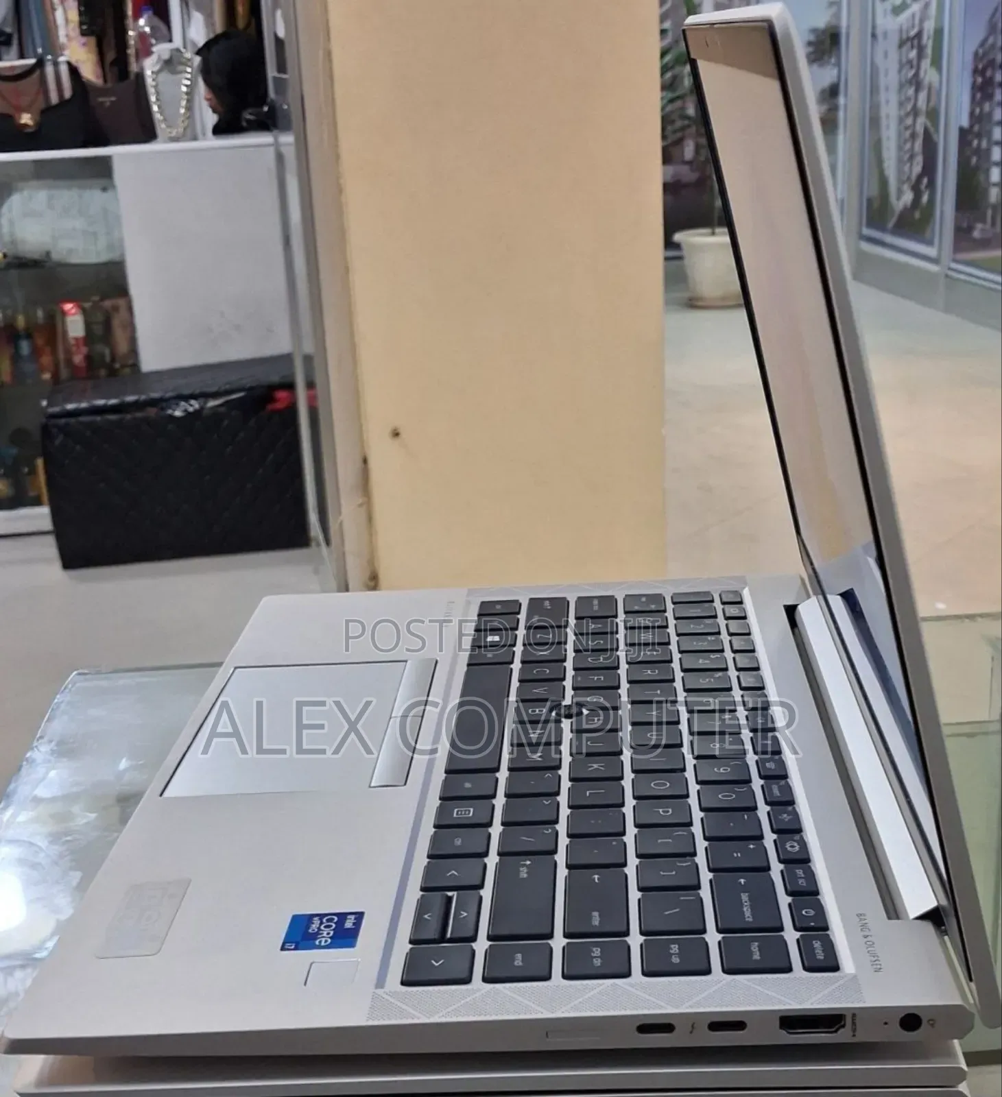 New Laptop HP EliteBook 840 G8 16GB Intel Core I7 SSD 512GB