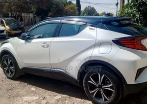 Toyota C-HR 2022 White