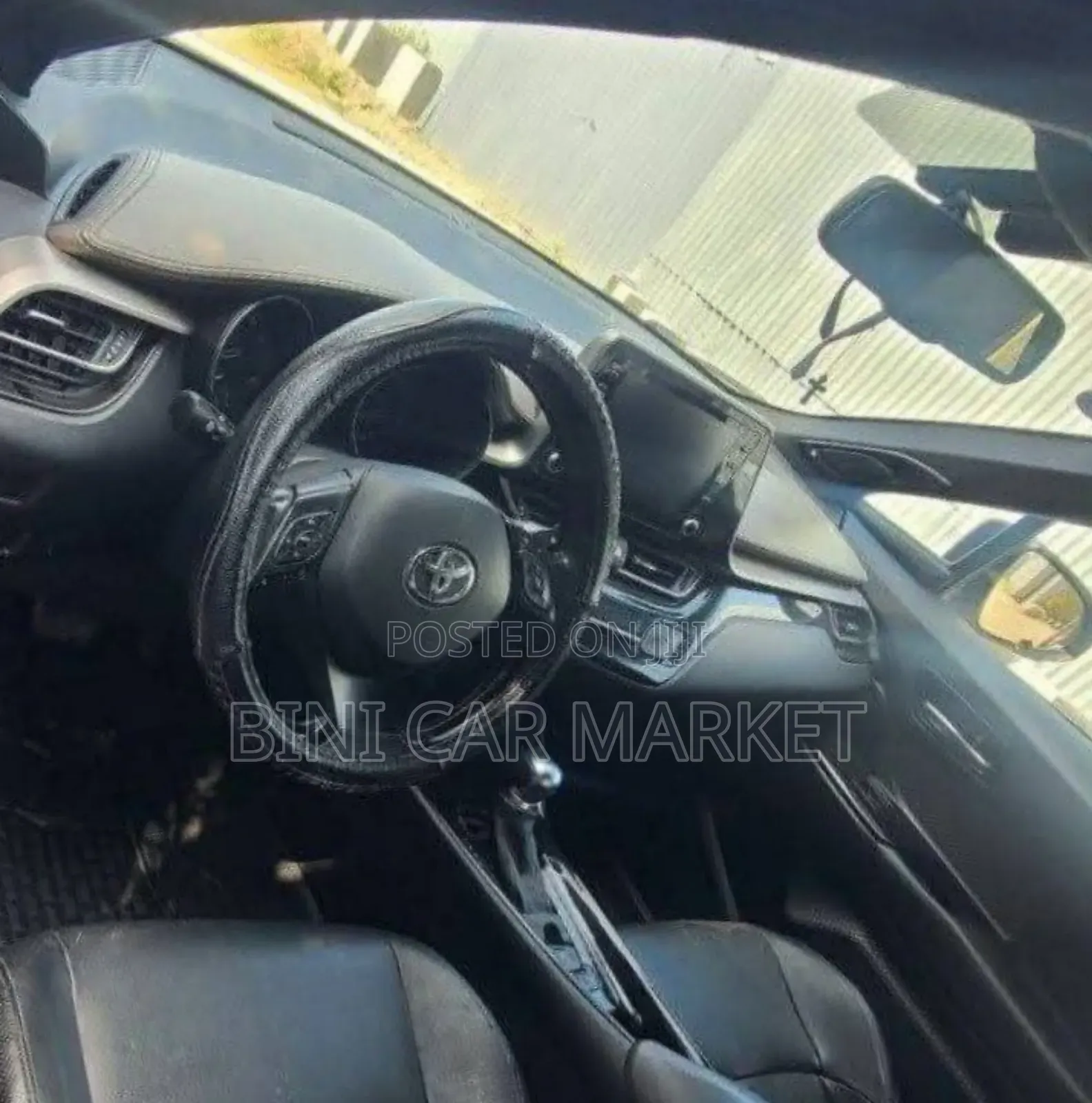 Toyota C-HR 2022 White