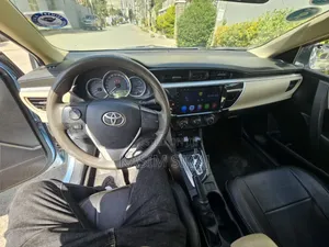 Toyota Corolla L 4dr Sedan (1.8L 4cyl 4A) 2014 Blue