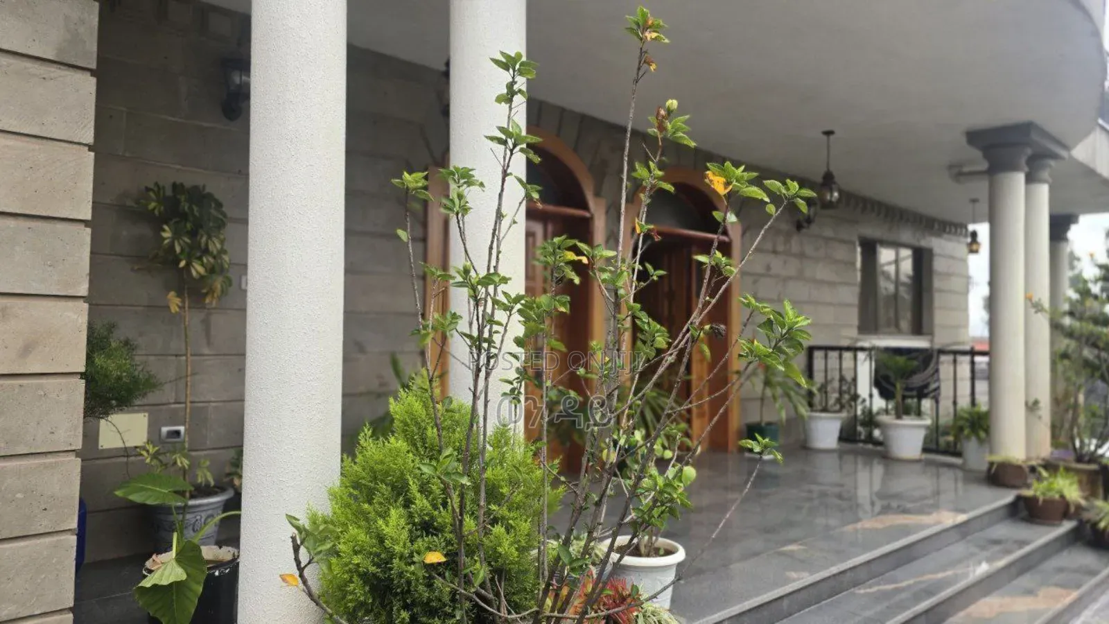 Furnished 4bdrm House in Bole for sale