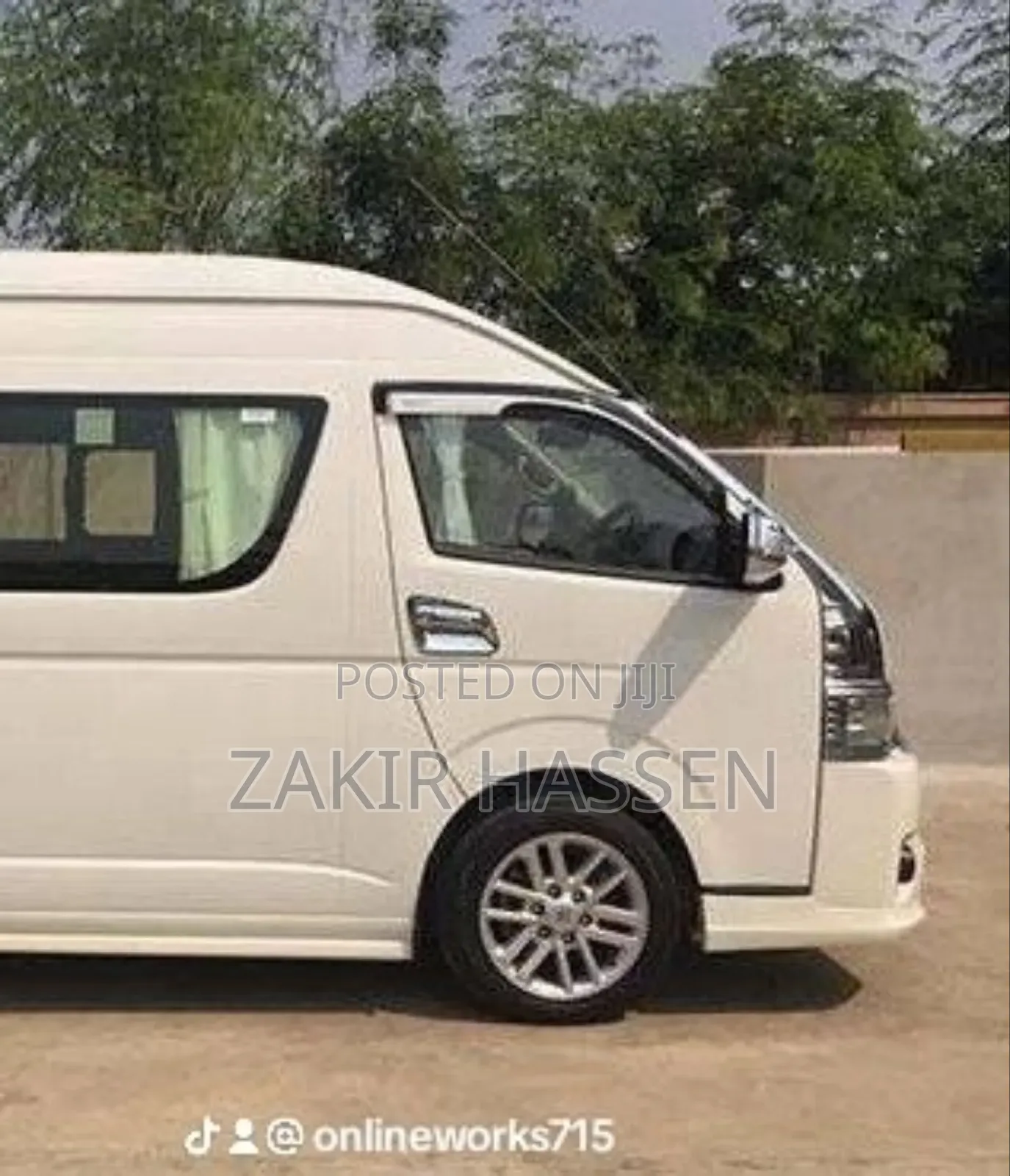 Toyota HiAce 2019 White