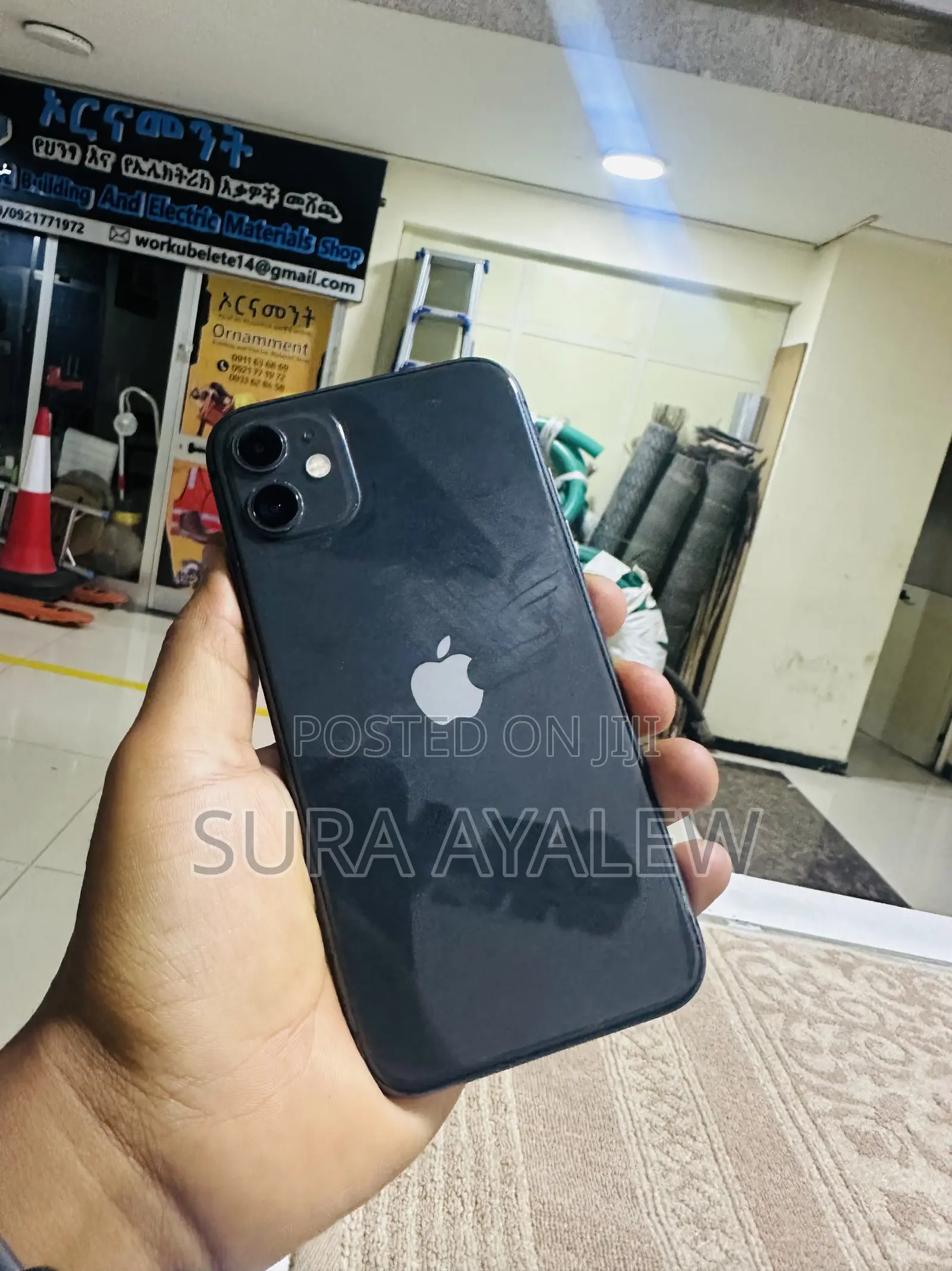 Apple iPhone 11 64 GB Black