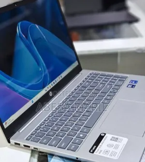 New Laptop HP 16GB Intel Core Ultra 7 SSD 512GB