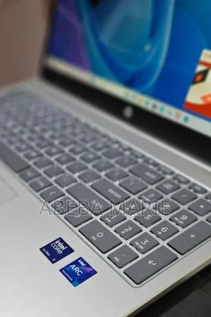 New Laptop HP 16GB Intel Core Ultra 7 SSD 512GB